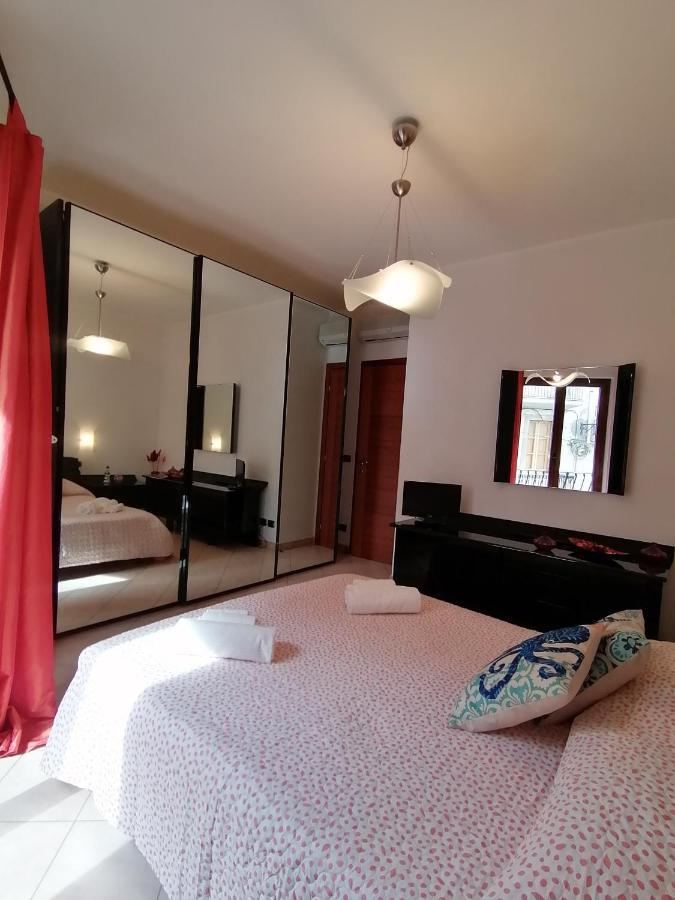 Casa Il Faro Apartment Taormina Ngoại thất bức ảnh